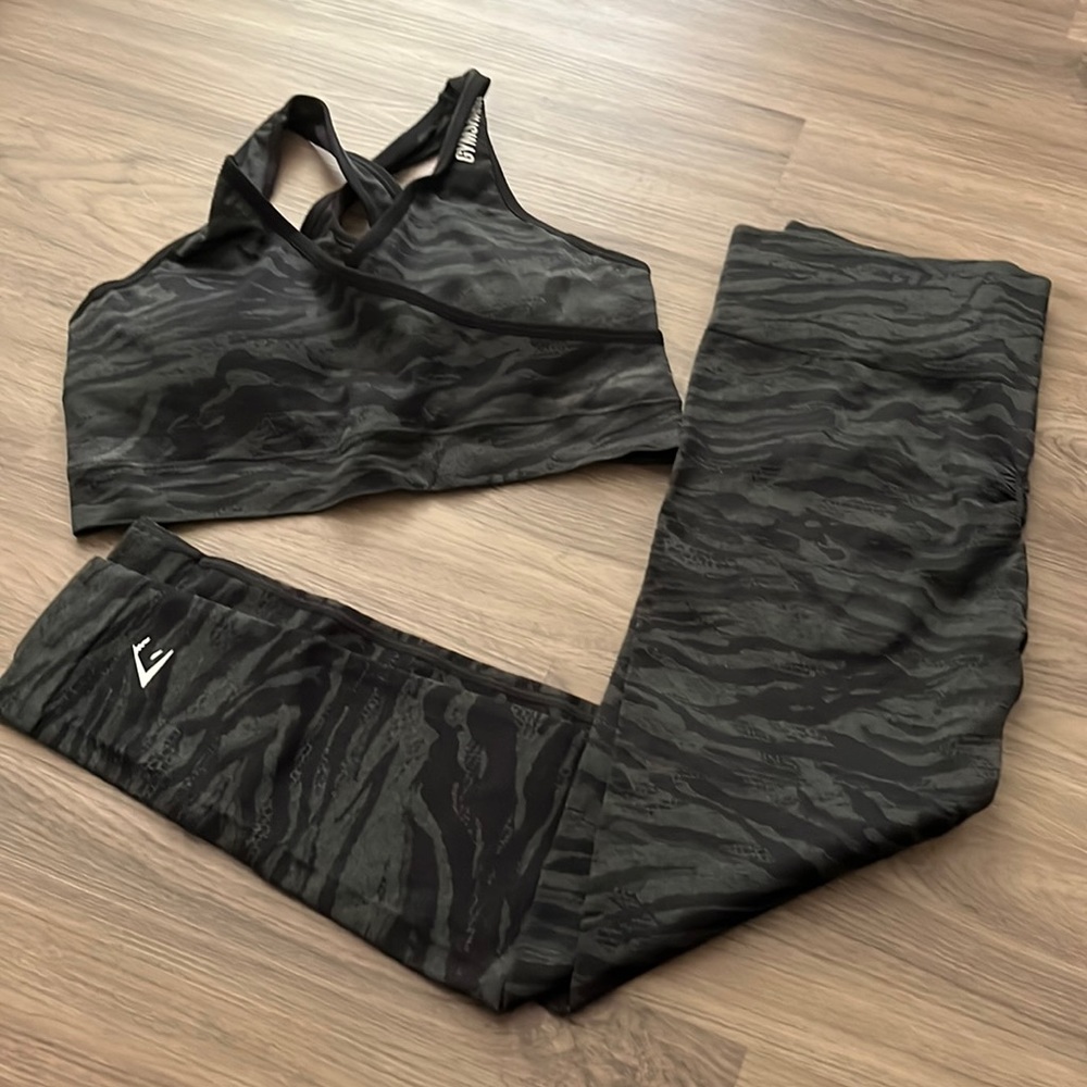 Gymshark Black Camouflage Leggings and Sports Bra Set